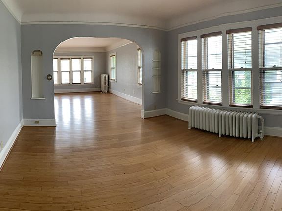 4th image of 775 W Hague Ave