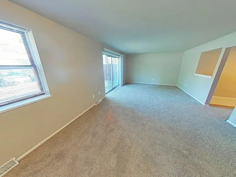 Woodland Reserve Apartments — Photo 42