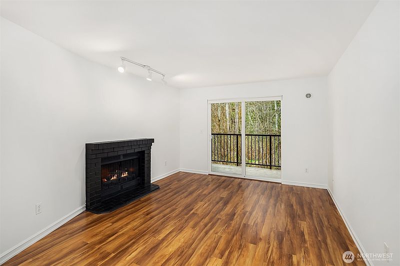 2nd image of 14006 NE 181 Place #B206