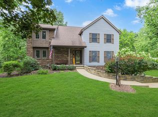 126 Firethorn Rd, Baden, PA 15005
