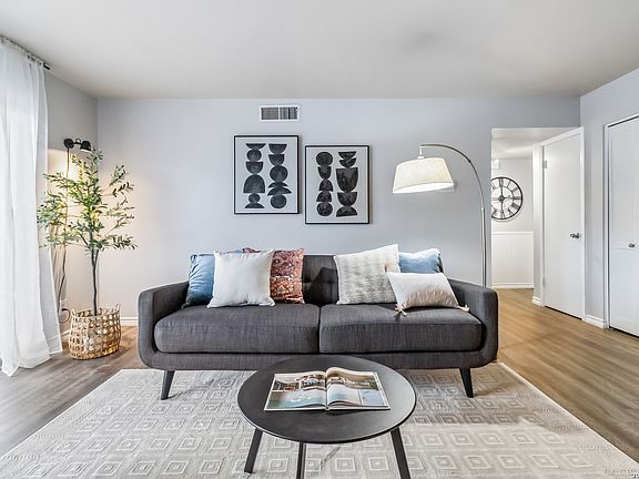 4th image of 8038 Broadway #225L