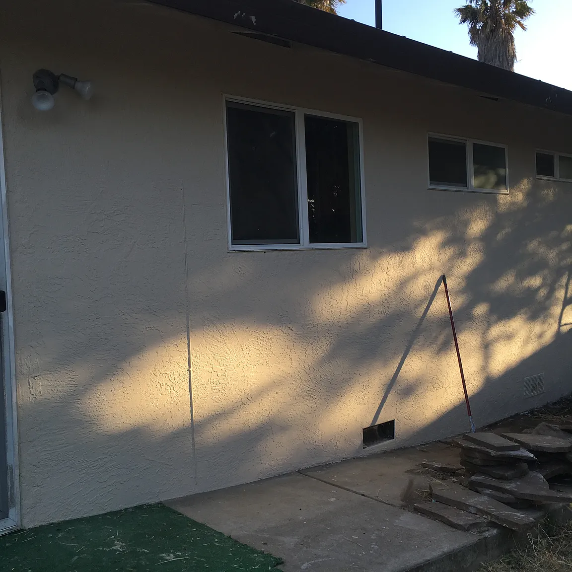 3942 East Ave photo 1