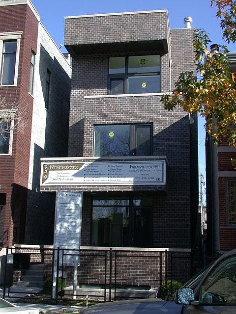 1st image of 929 N Winchester Ave