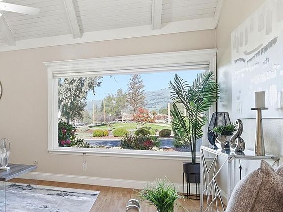 4th image of 6108 Montgomery Ct