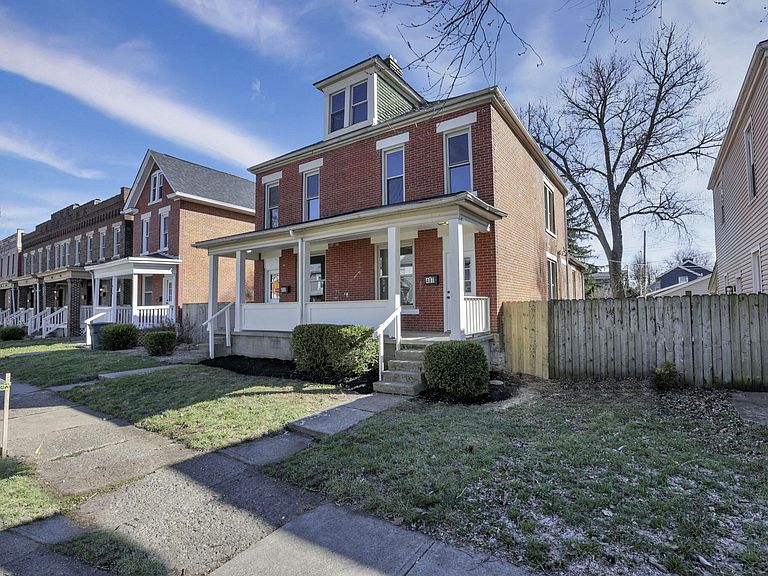 Listing photo 3
