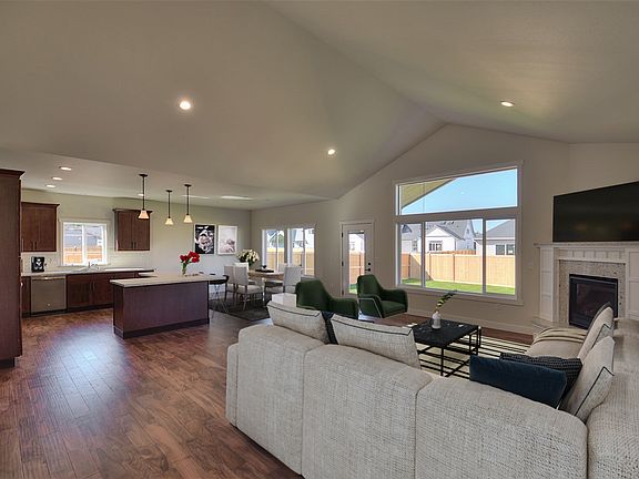 5th image of 12034 Maxvale Hill Ct SE