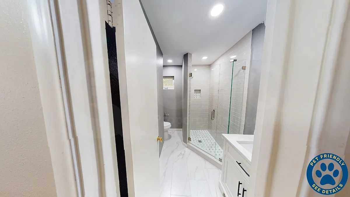 2 bed, 2.0 bath, 1387 sqft, $2,600 — Photo 1