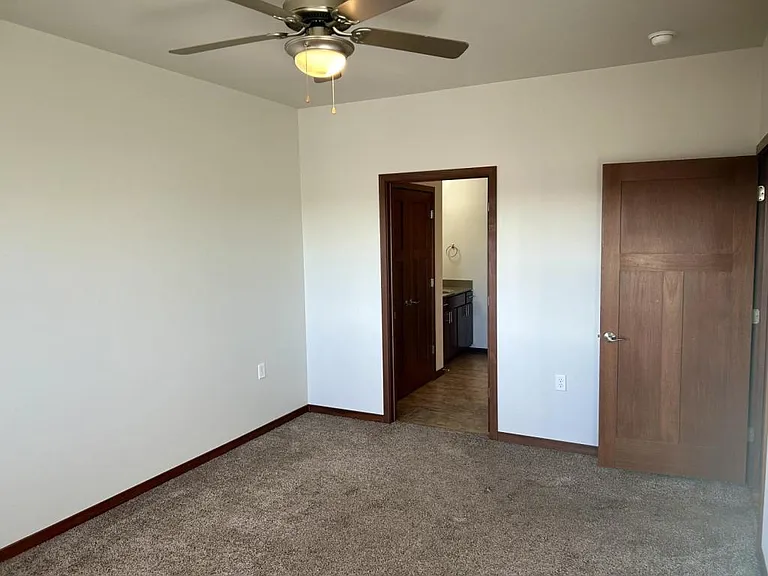 122-128 Wisconsin St #128 WISCONSIN STREET — Photo 9