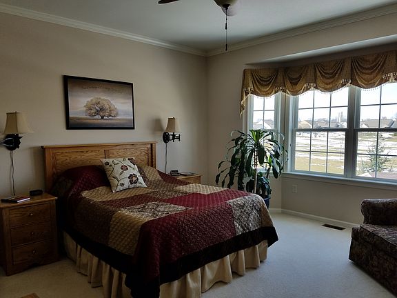 5th image of 53 Apple Blossom Ln