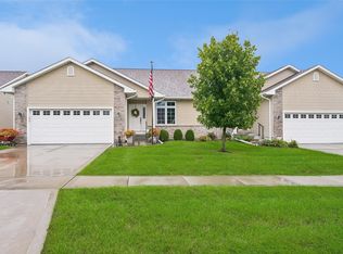 618 Trail Ridge Rd, Indianola, IA 50125
