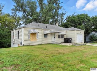 6714 N 35th St, Omaha, NE 68112