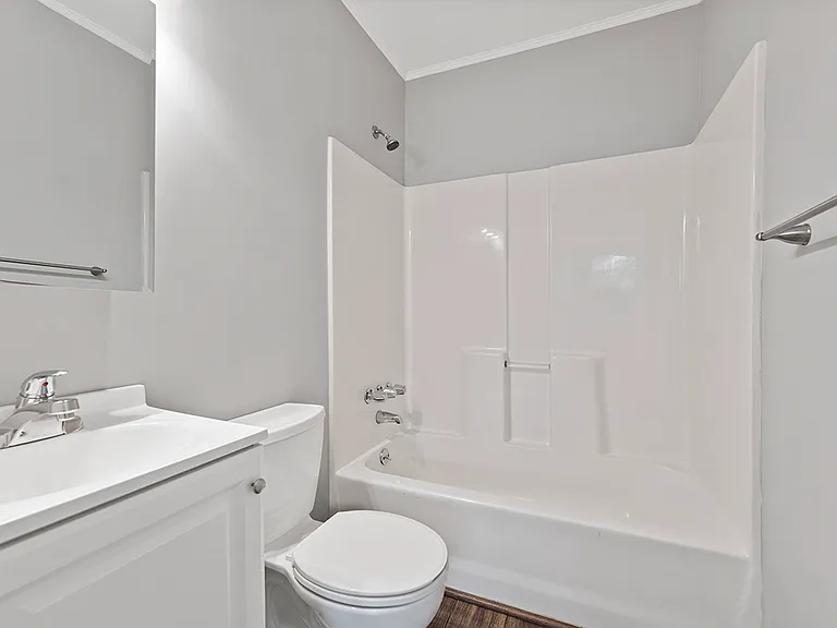 135 N Purdue Ave — Photo 8