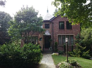 72 Woodchester Dr, Newton, MA 02467