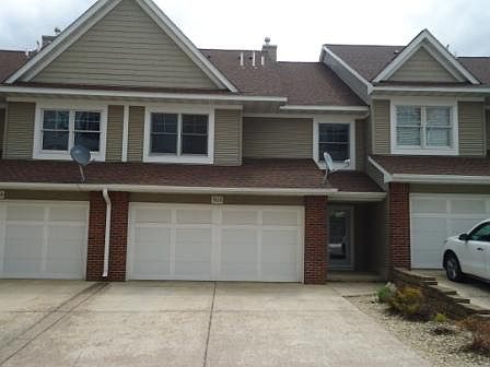 2nd image of 906 Ramsey St