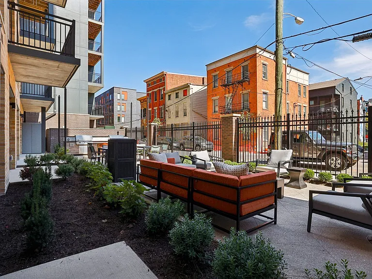 Contrast OTR — Photo 25