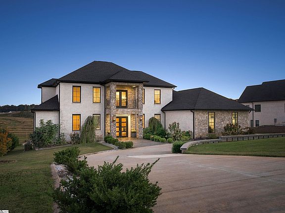 3rd image of 630 Monfret Ct