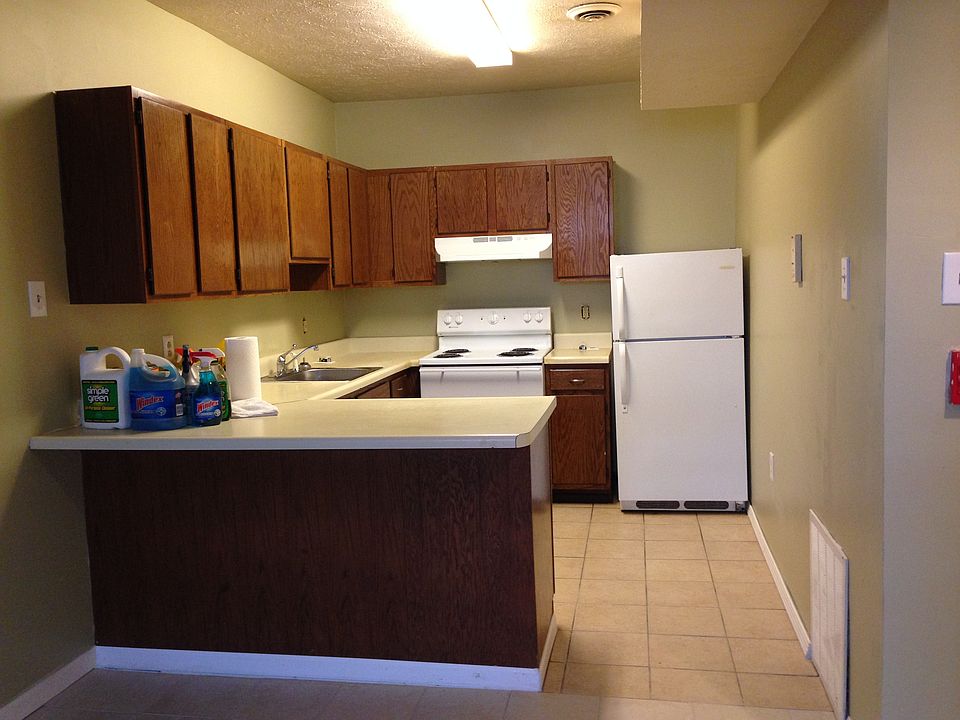 1st image of 620 N Saint Clair St APT 1N