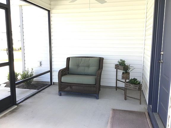 5th image of 2170 Miller Pl