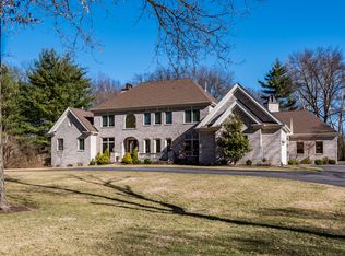 1314 Log Cabin Ln, Saint Louis, MO 63124