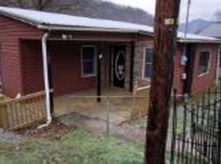 189 Pine Cone Rd, Mallory, WV 25634