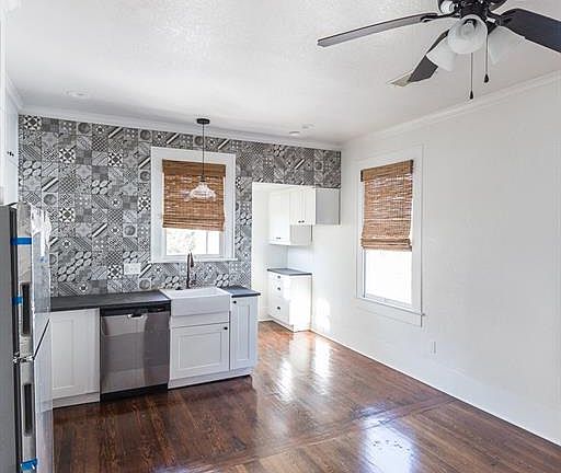 5th image of 619 18th St
