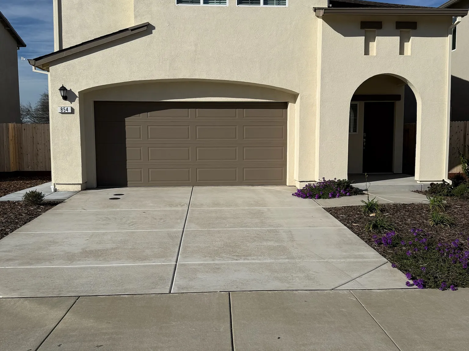 3 bed, 2.5 bath, 1547 sqft, $2,600 — Photo 1