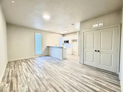 Floor plan 210