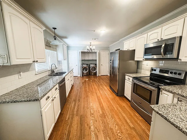 5169 Sequoia Ave — Photo 5
