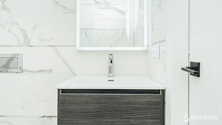 Rented by Nooklyn NYC LLC | media 74