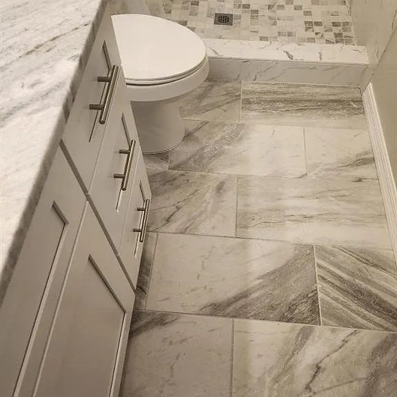 2507 W Oakland Ln — Photo 3