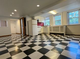 425 S 46th St APT B, Philadelphia, PA 19143
