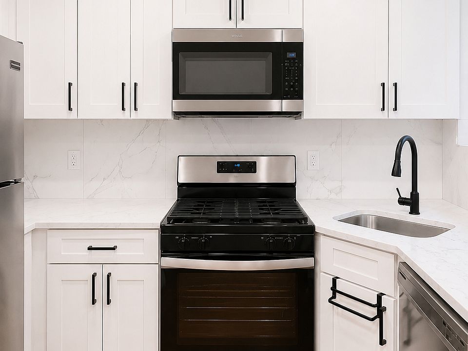 1st image of 69 6th Ave APT 2