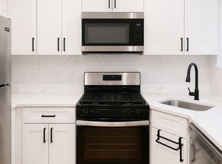 69 6th Ave APT 2, Brooklyn, NY 11217