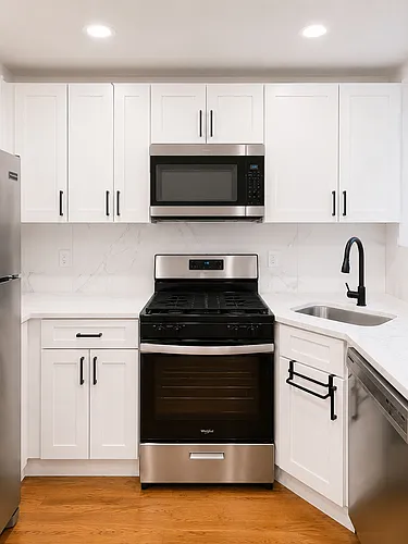 69 6th Ave #2 Photo 1