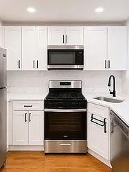 69 6th Avenue, #2