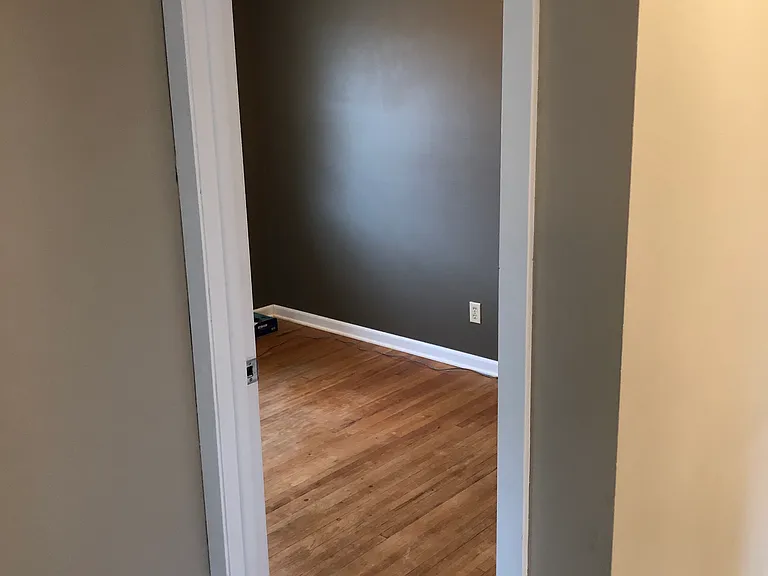 Office/bedroom option.