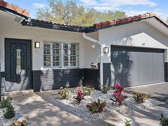 2nd image of 807 NW 7th St