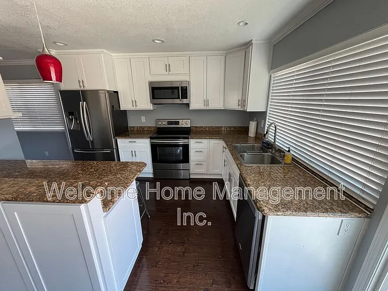 30726 Wainwright Ct — Photo 10