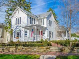218 E Maple St, Granville, OH 43023