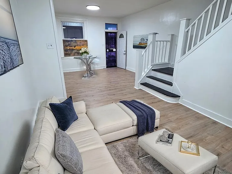 4228 N Fairhill St — Photo 1