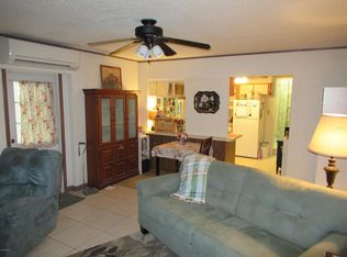 15359 W River Rd, Inglis, FL 34449