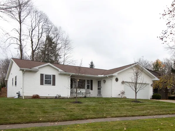 3907 Ridgewood Dr, Erie, PA 16506