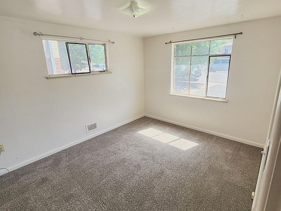 5th image of 2347 S Race St #2347