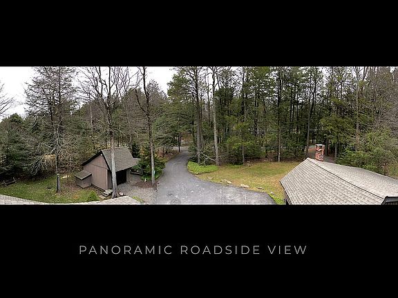 Large wooded private lot