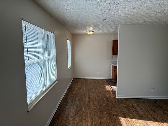 5th image of 5525 Jacksboro Pike #5525-16