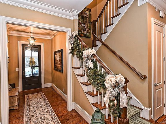2nd image of 5118 Englefield Way #20E