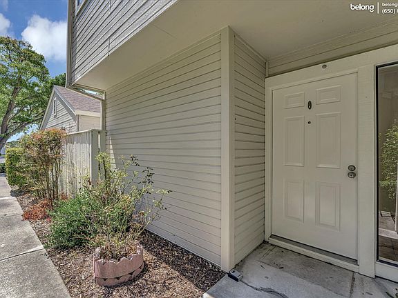 2nd image of 2417 Branchwood Ct