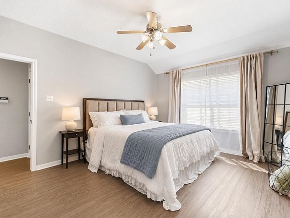 5th image of 234 Mango St