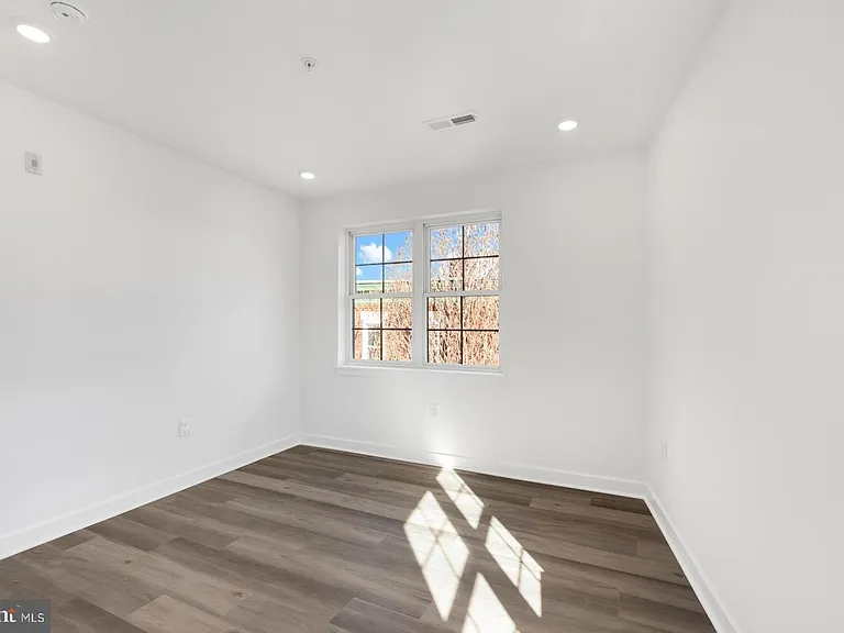 1116 S 7th St #2 — Photo 20
