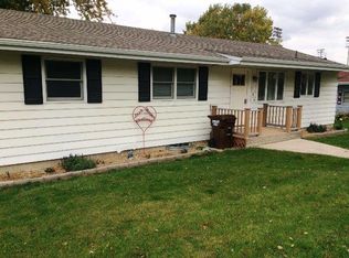 706 Pearl St, Alden, IA 50006